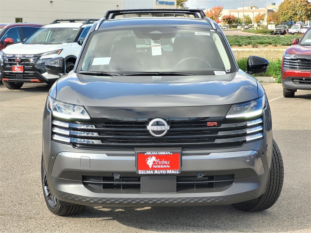 New 2026 Nissan Kicks SR SUV