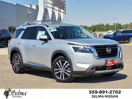 2025 Nissan Pathfinder Platinum SUV