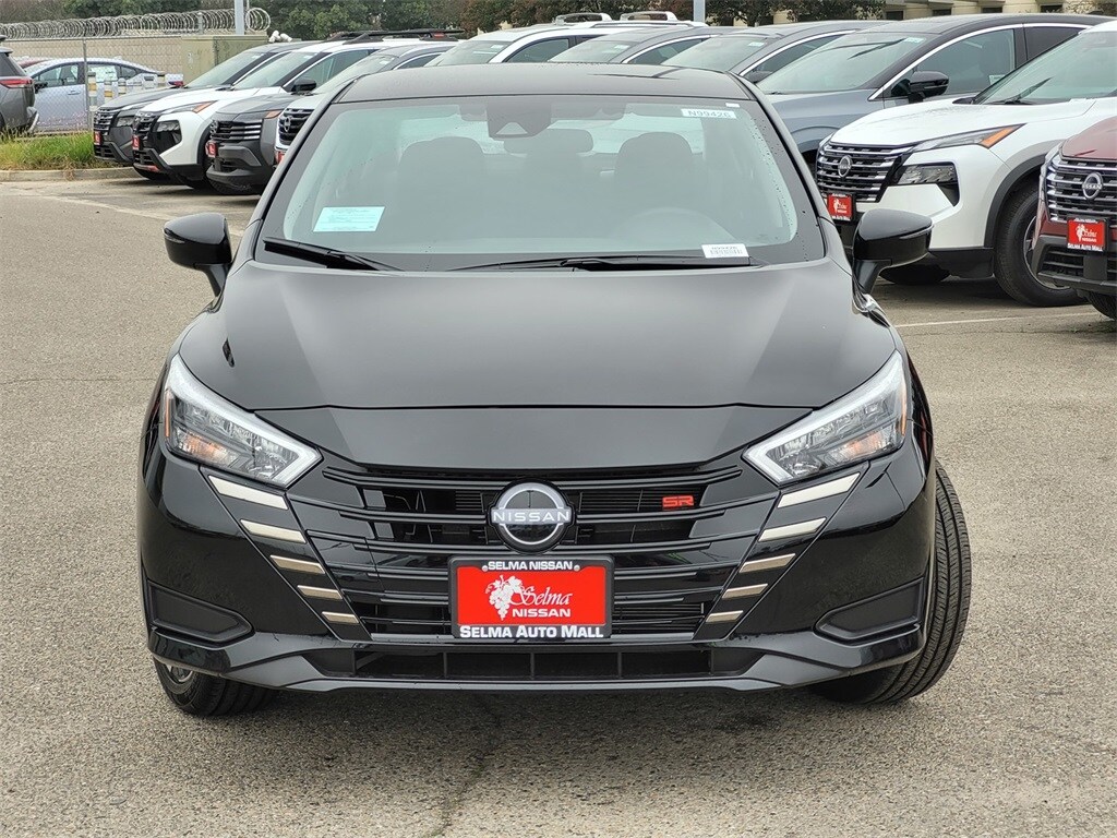 New 2025 Nissan Versa 1.6 SR Sedan
