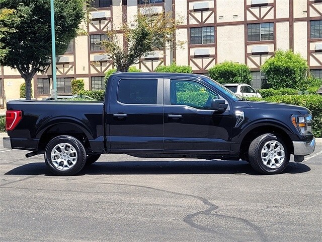 2023 Ford F-150 XLT photo 3