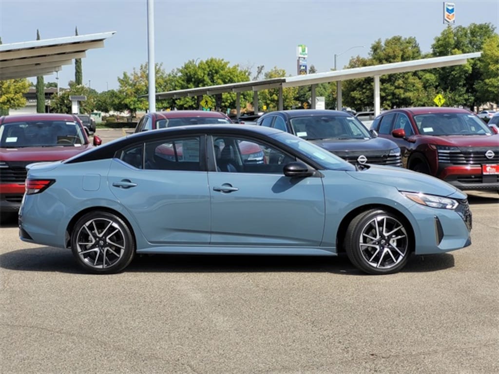 New 2025 Nissan Sentra SR Sedan