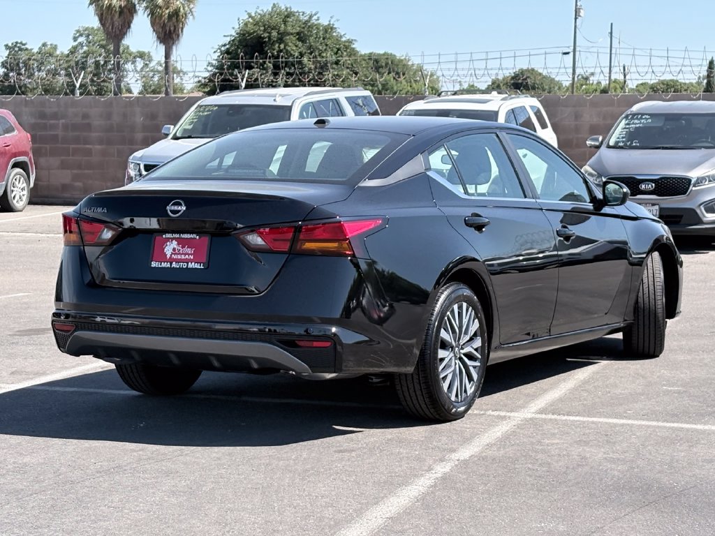 New 2026 Nissan Altima SV Sedan