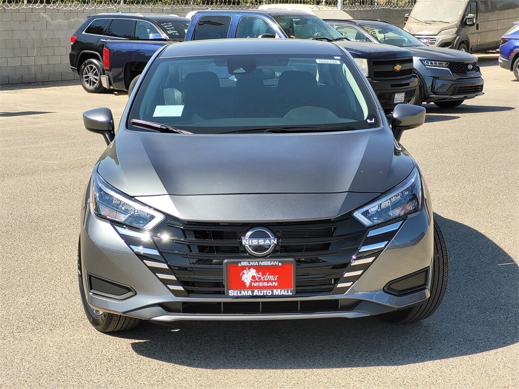 New 2025 Nissan Versa 1.6 SV Sedan