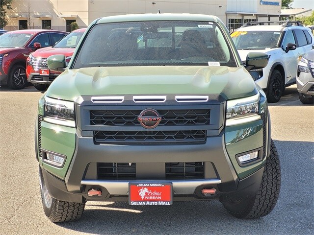 2025 Nissan Frontier PRO-X photo 2
