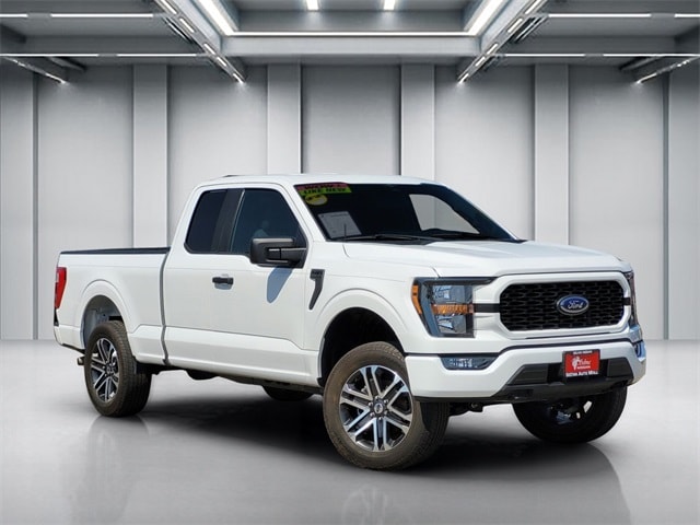 2023 Ford F-150 XL's photo