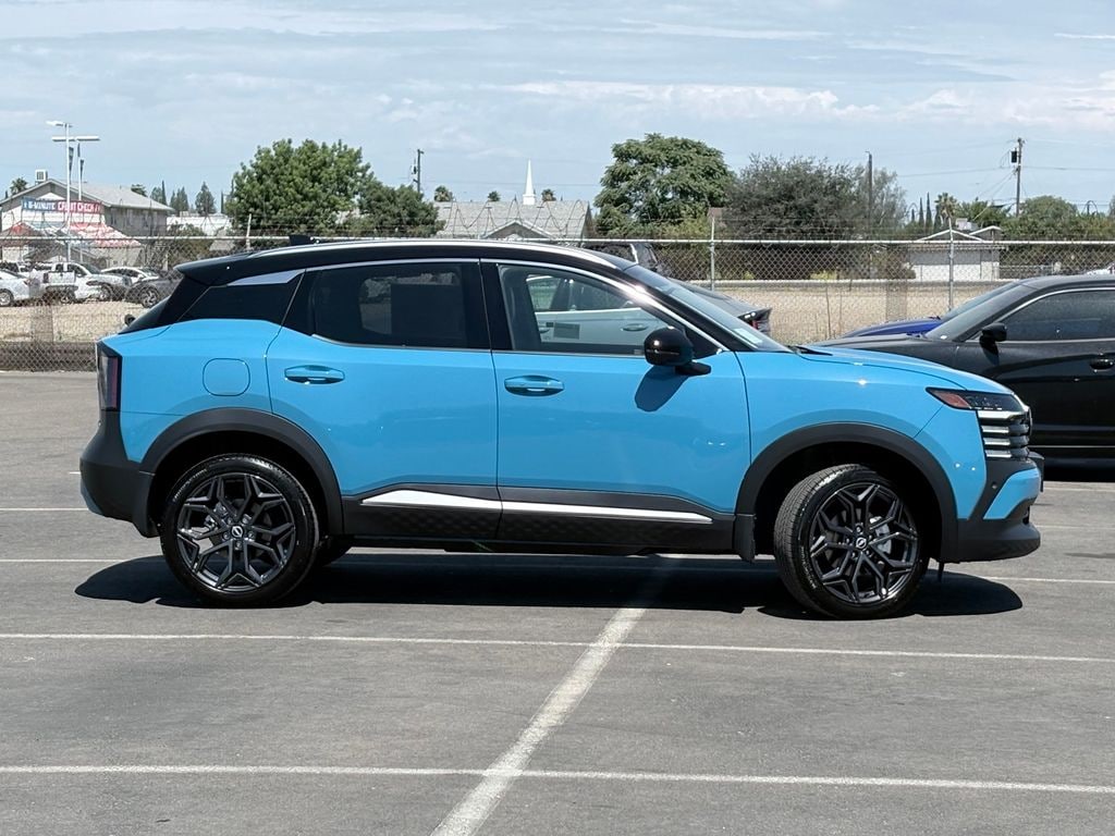 New 2026 Nissan Kicks SR SUV