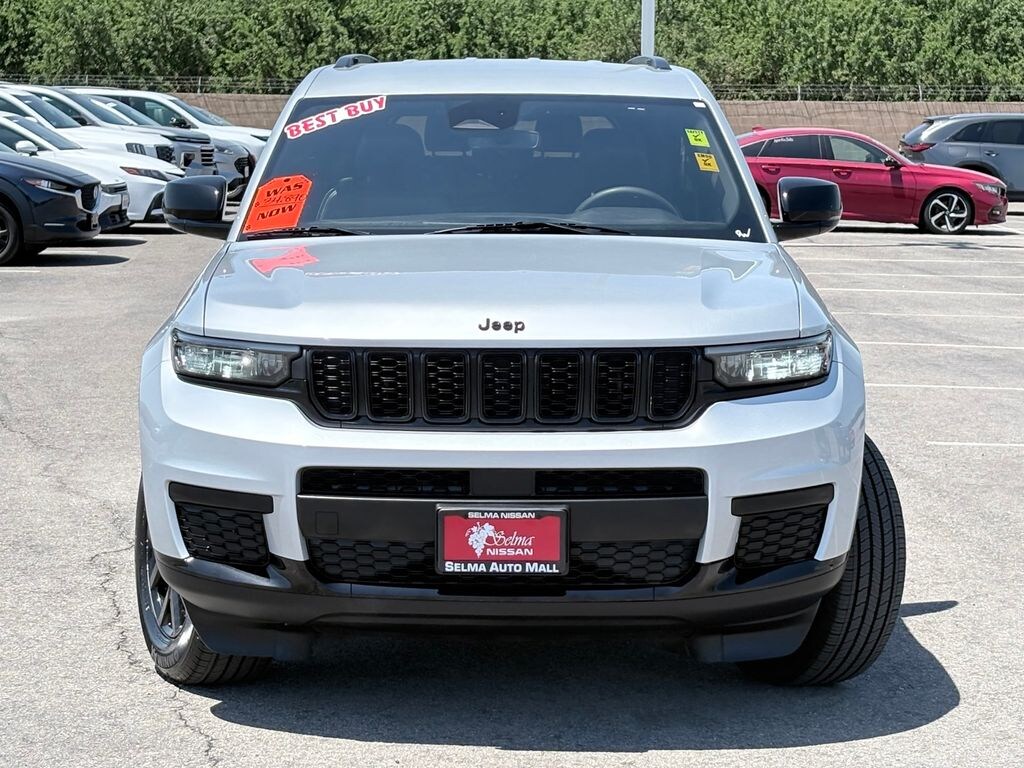 Used 2024 Jeep Grand Cherokee L Laredo SUV