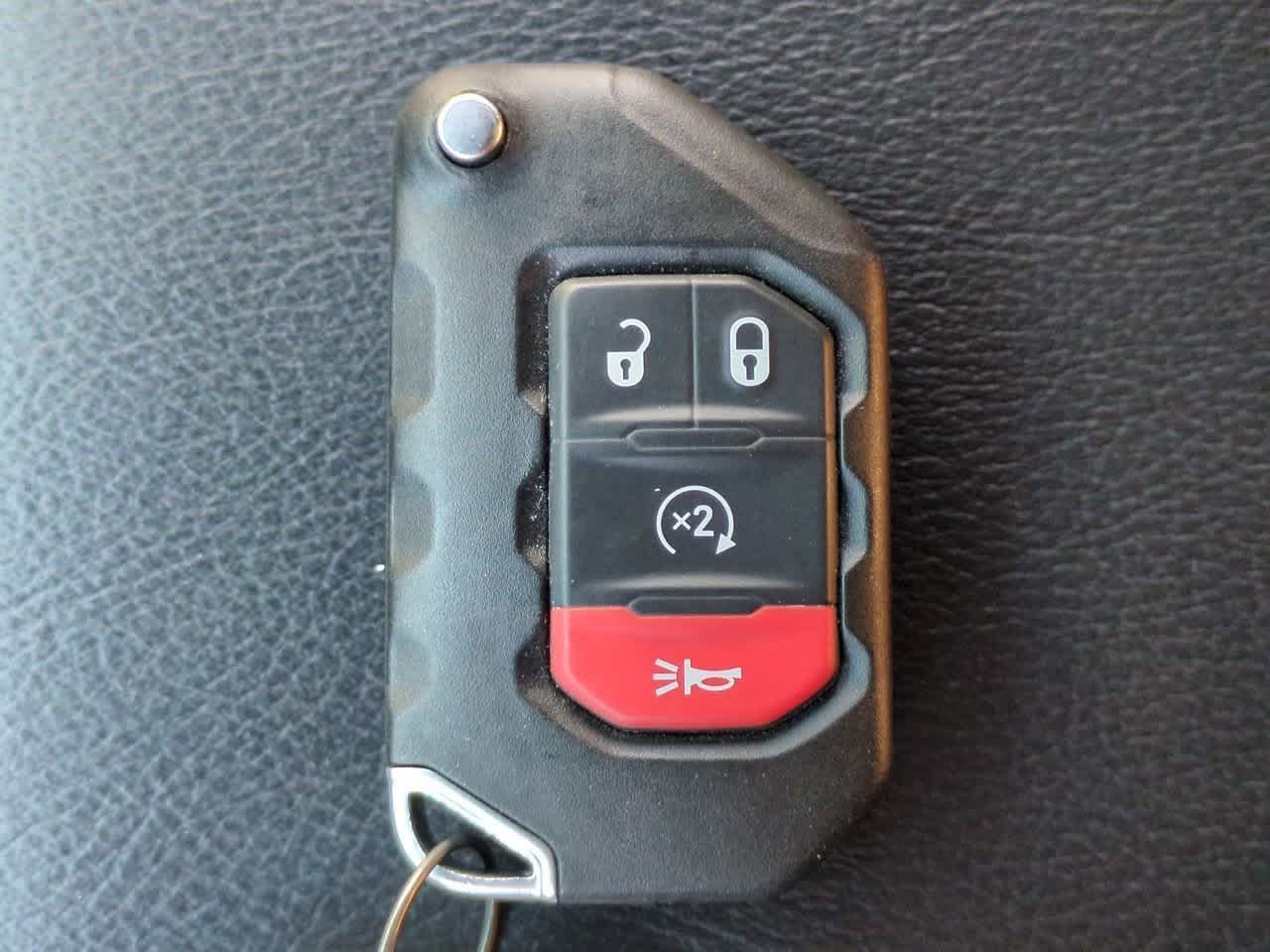 Thumbnail: 2022 Jeep Wrangler - 35