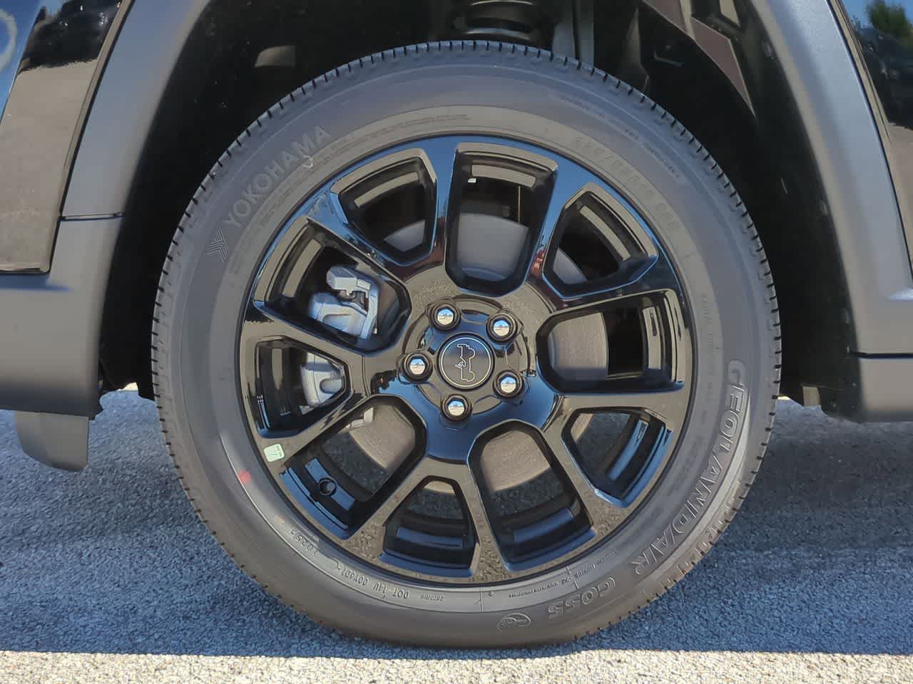 Thumbnail: 2026 Jeep Compass - 14