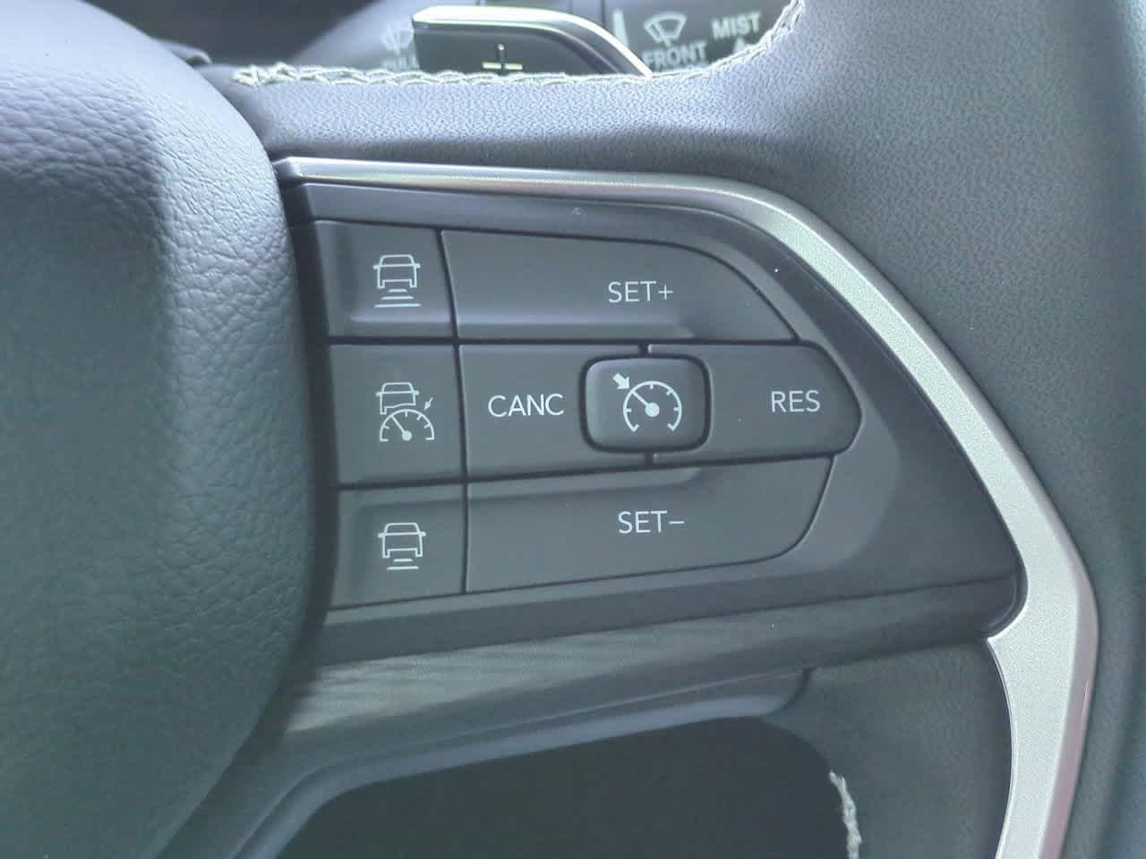 Thumbnail: 2025 Jeep Grand Cherokee - 26