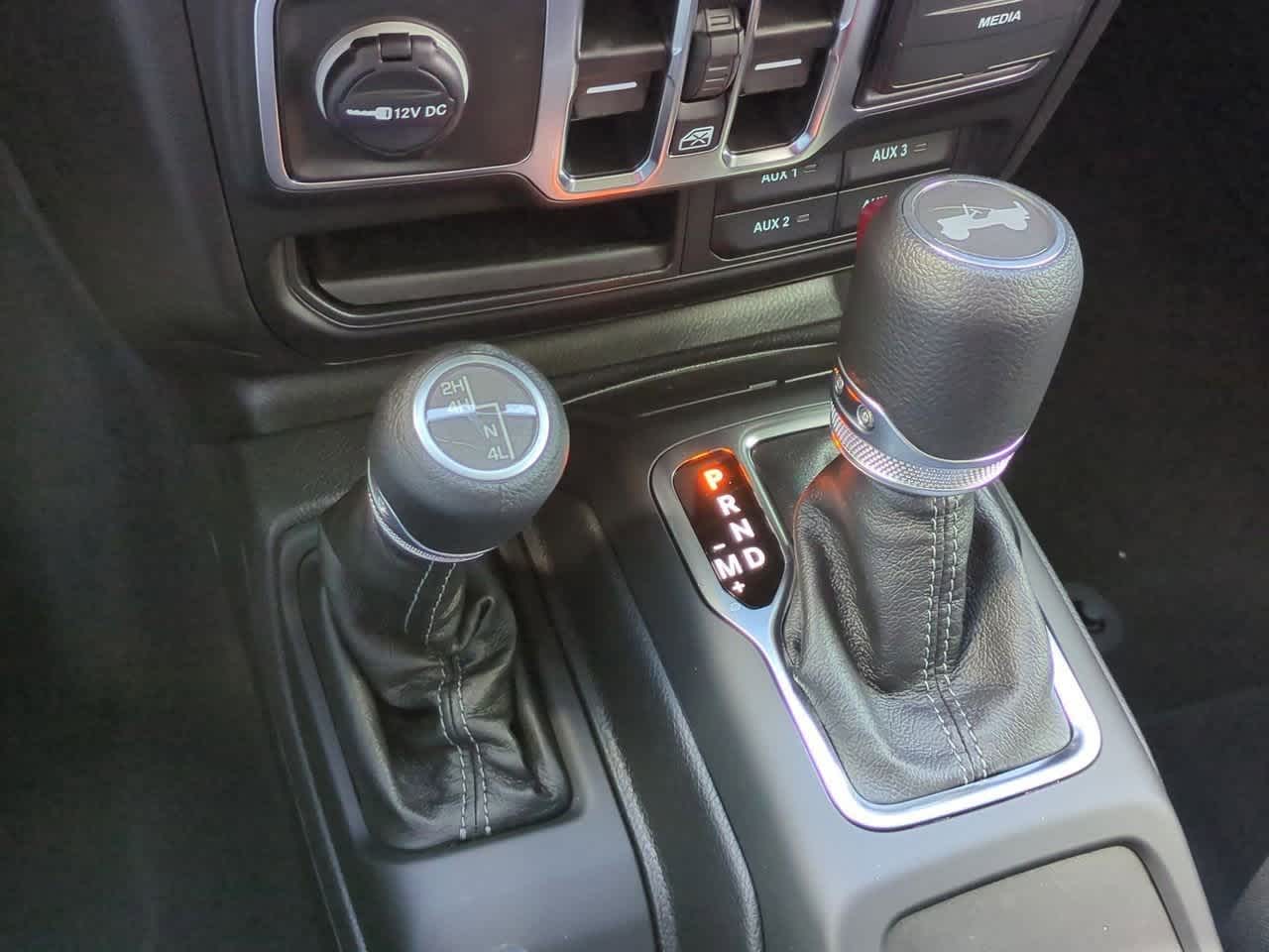 Thumbnail: 2025 Jeep Wrangler - 32