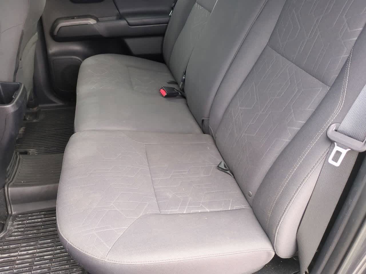 Thumbnail: 2017 Toyota Tacoma - 19