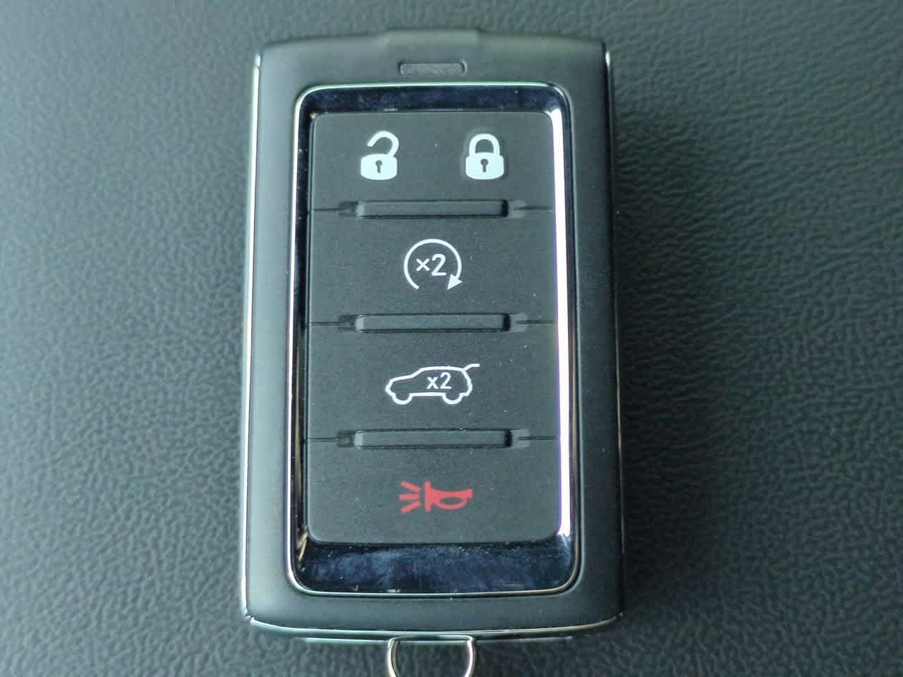 Thumbnail: 2025 Jeep Grand Cherokee - 35