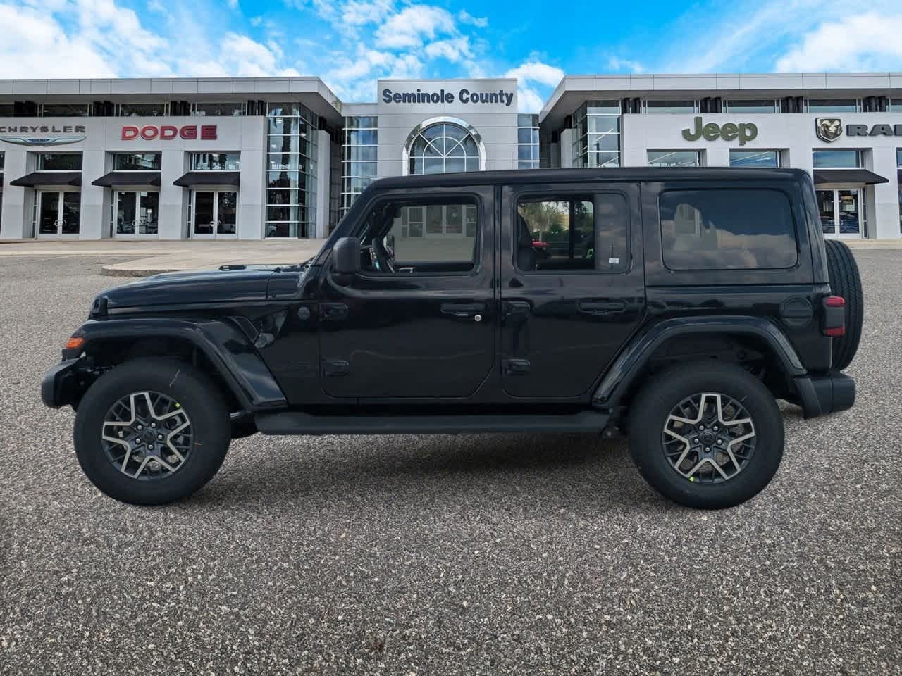 Thumbnail: 2025 Jeep Wrangler - 5