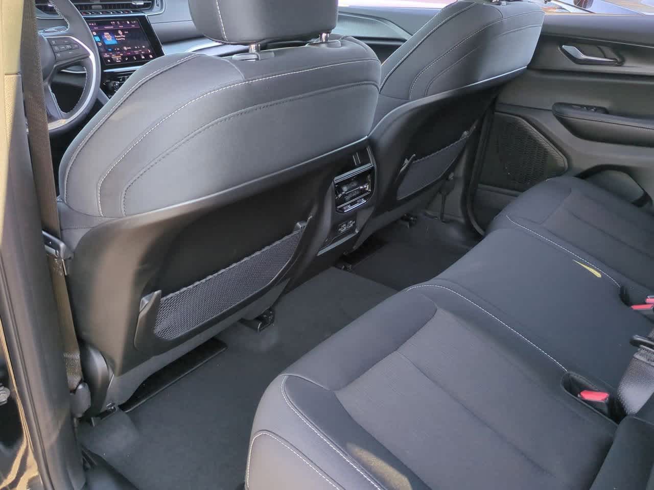 Thumbnail: 2025 Jeep Grand Cherokee - 19