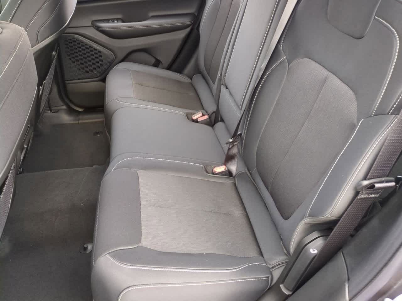 Thumbnail: 2025 Jeep Grand Cherokee - 21