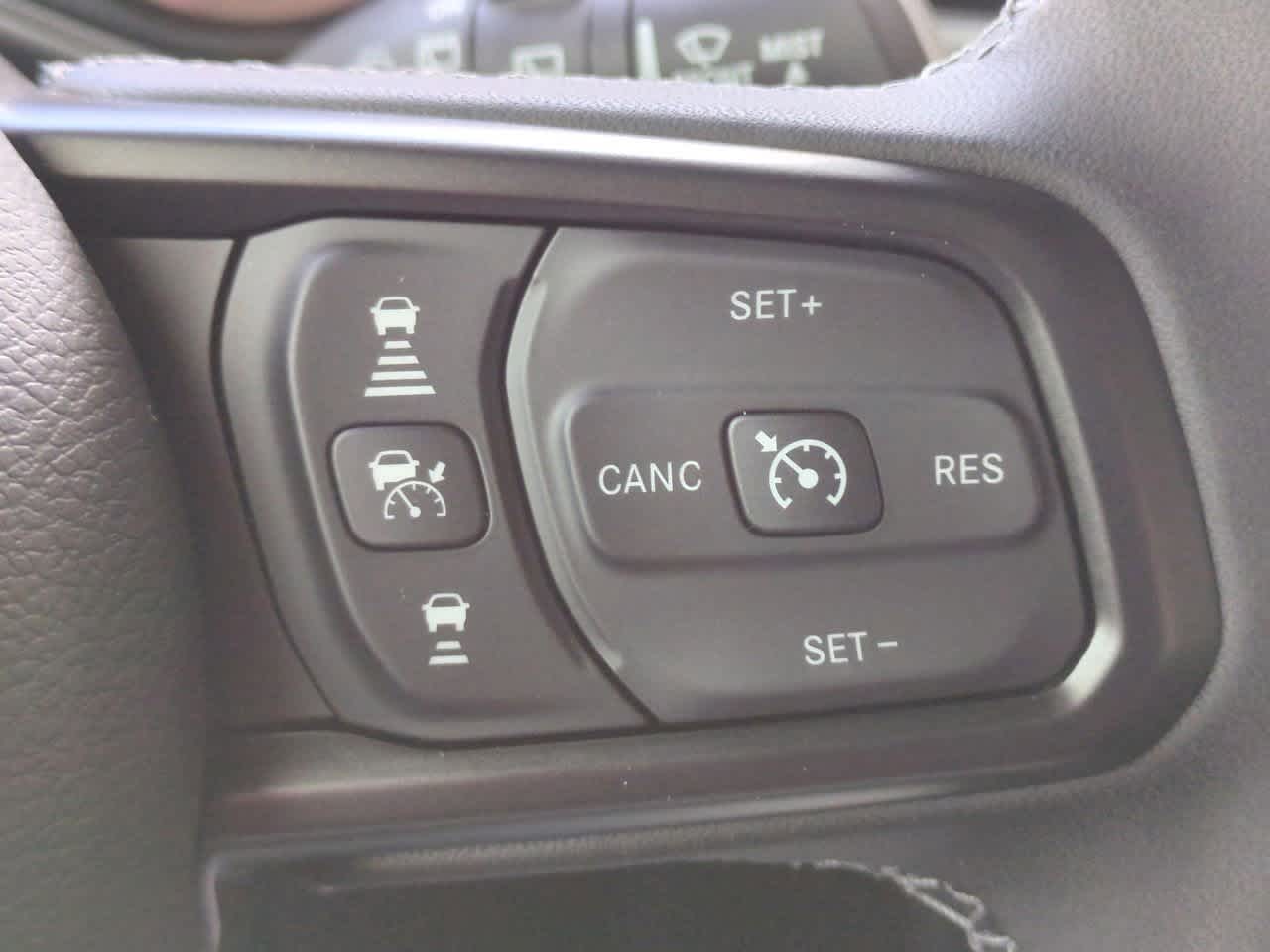 Thumbnail: 2025 Jeep Wrangler - 25