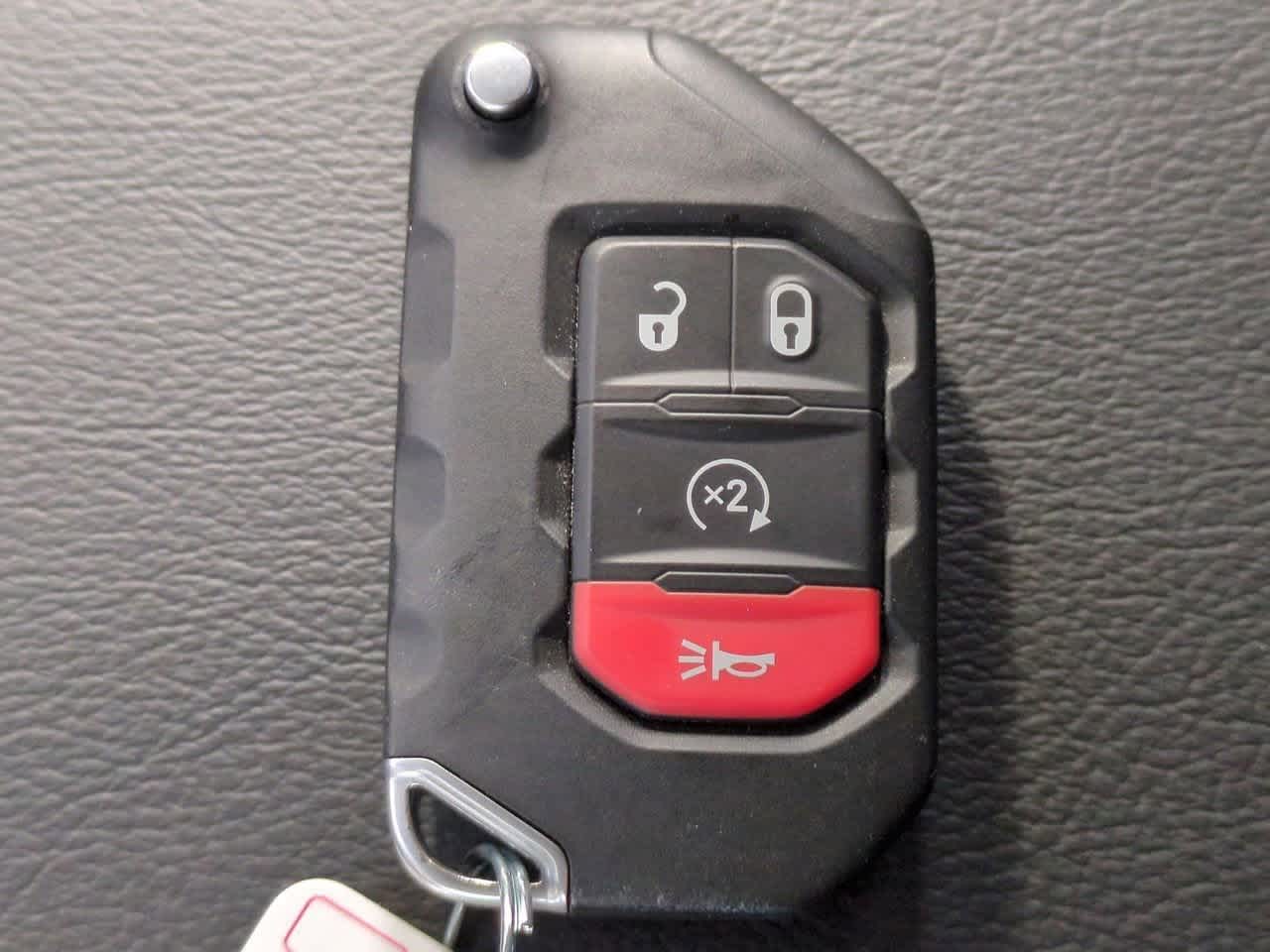 Thumbnail: 2024 Jeep Gladiator - 36