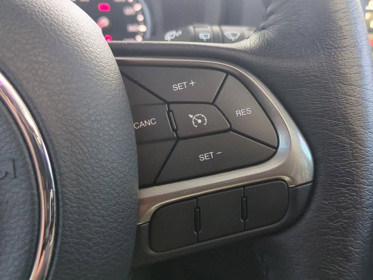 Thumbnail: 2022 Jeep Renegade - 26