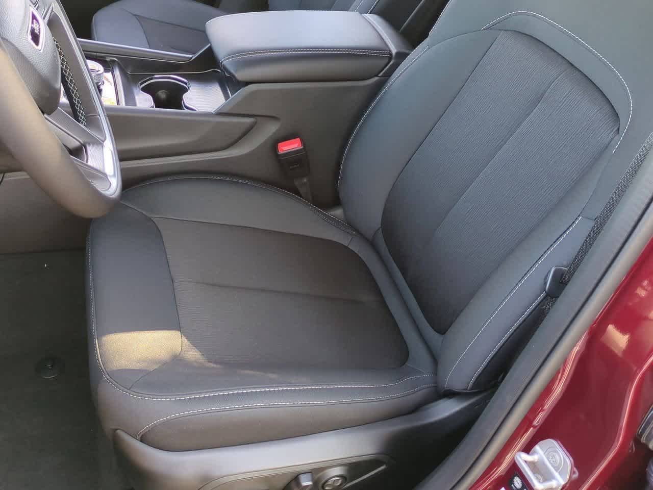 Thumbnail: 2025 Jeep Grand Cherokee - 17