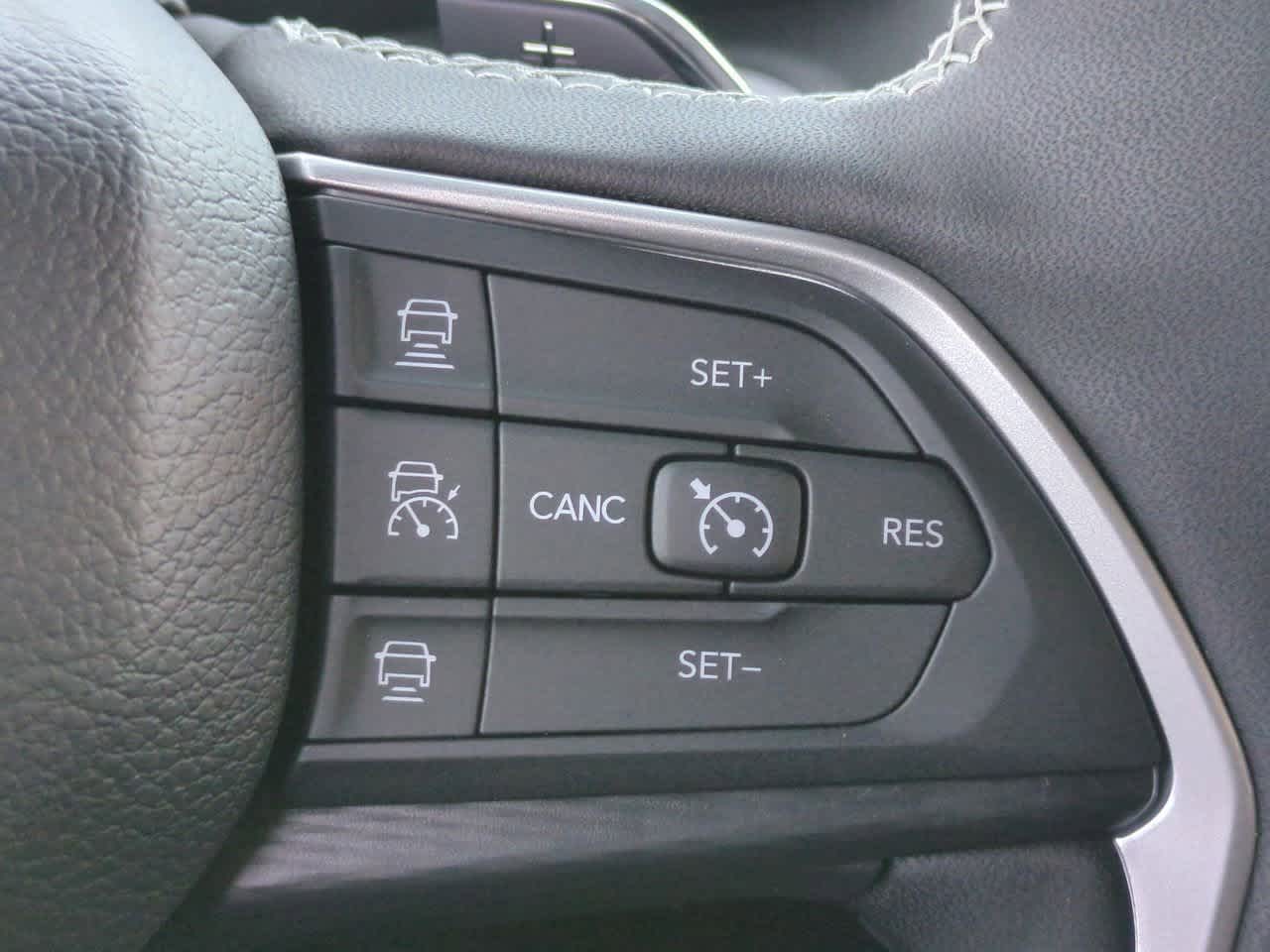 Thumbnail: 2025 Jeep Grand Cherokee - 26