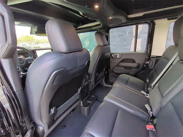 Thumbnail: 2025 Jeep Wrangler - 19