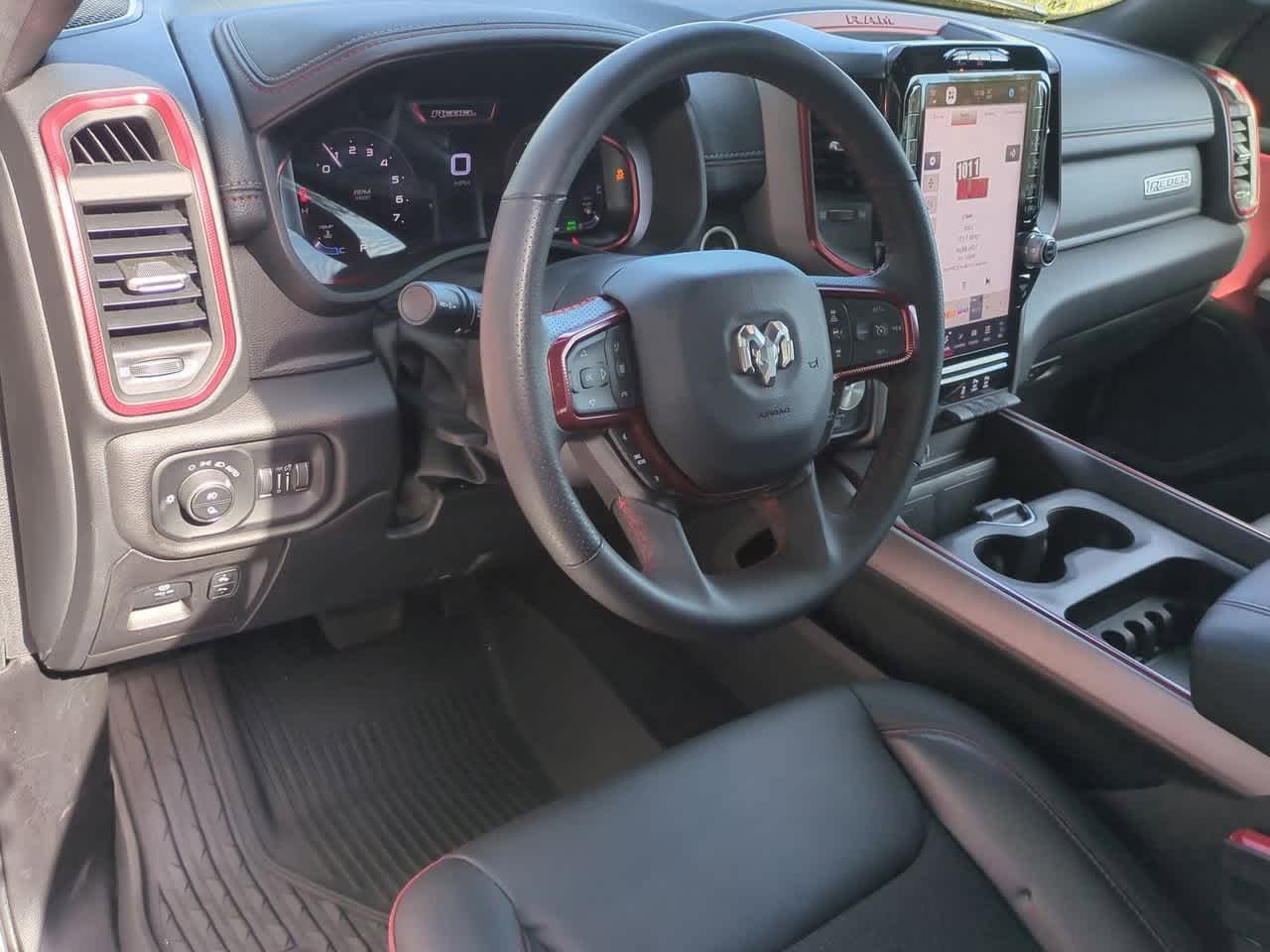 Thumbnail: 2025 RAM 1500 - 10