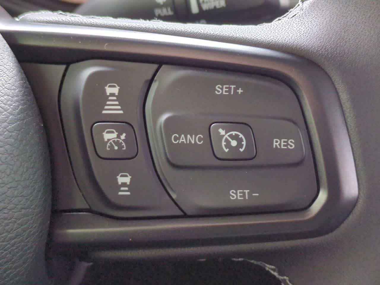 Thumbnail: 2026 Jeep Gladiator - 25