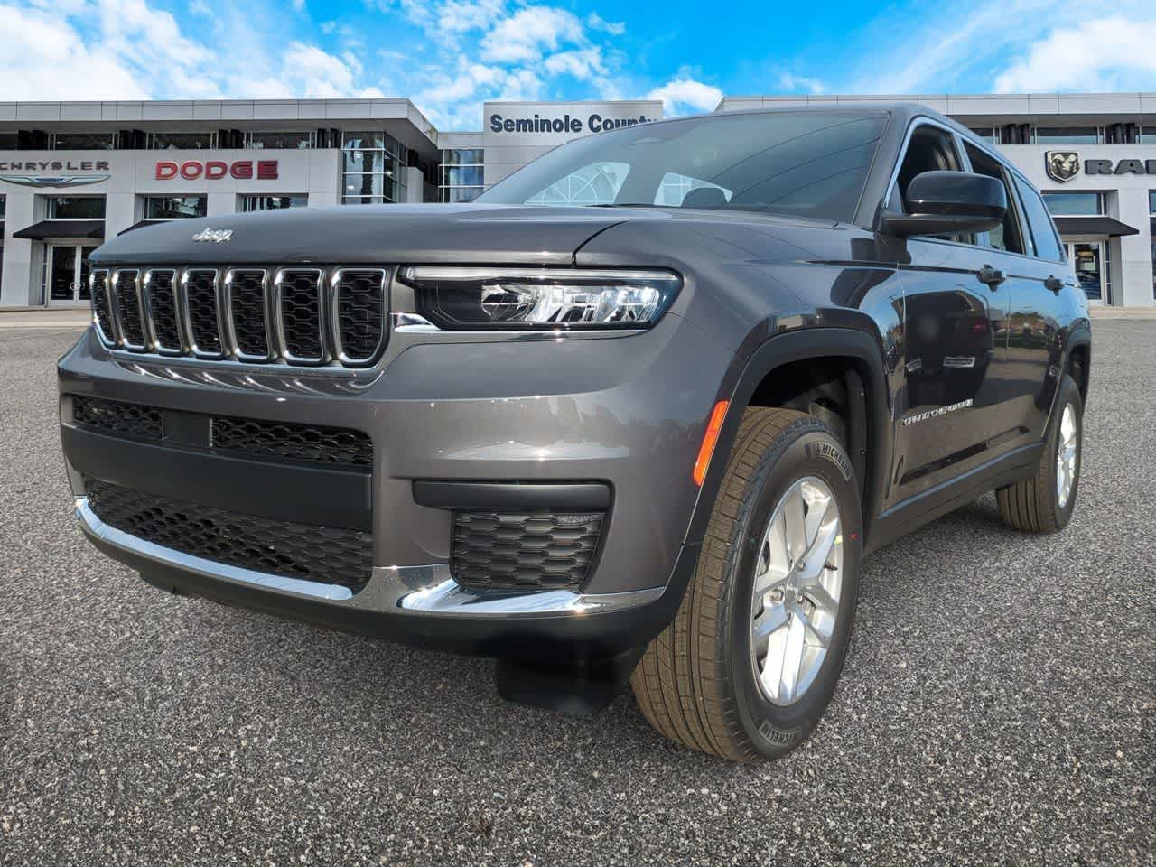 Thumbnail: 2025 Jeep Grand Cherokee L - 4