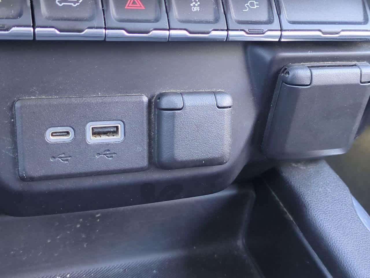 Thumbnail: 2021 Chevrolet Silverado 1500 - 30