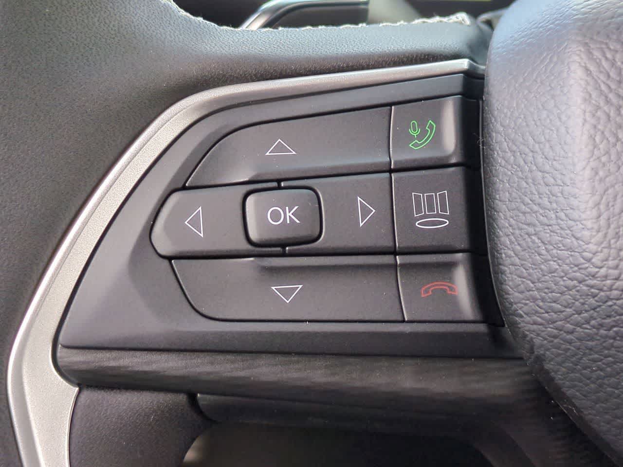 Thumbnail: 2025 Jeep Grand Cherokee L - 24