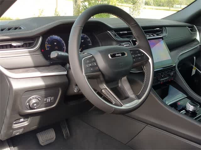2025 Jeep Grand Cherokee L Limited Edition 10