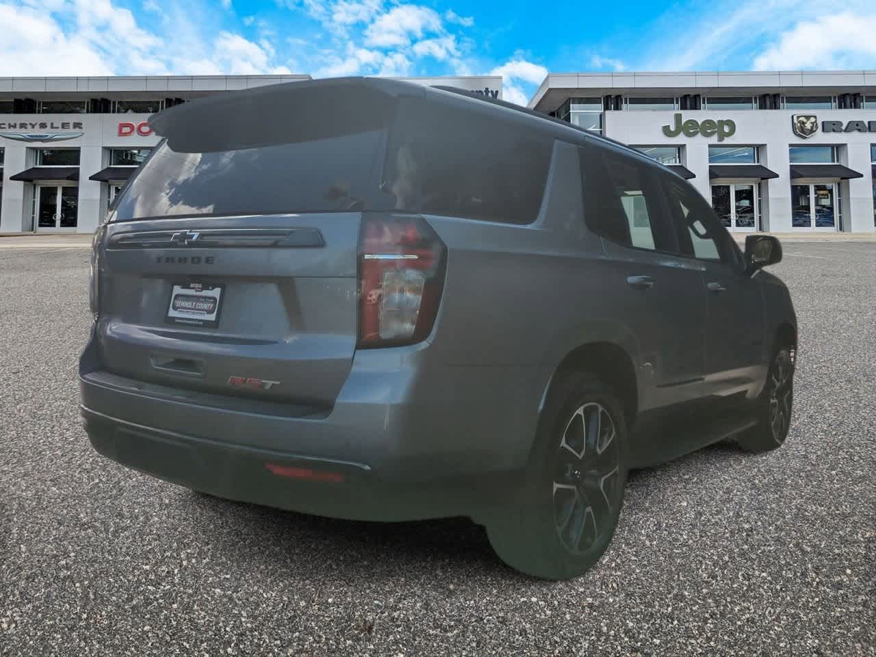 Thumbnail: 2022 Chevrolet Tahoe - 8