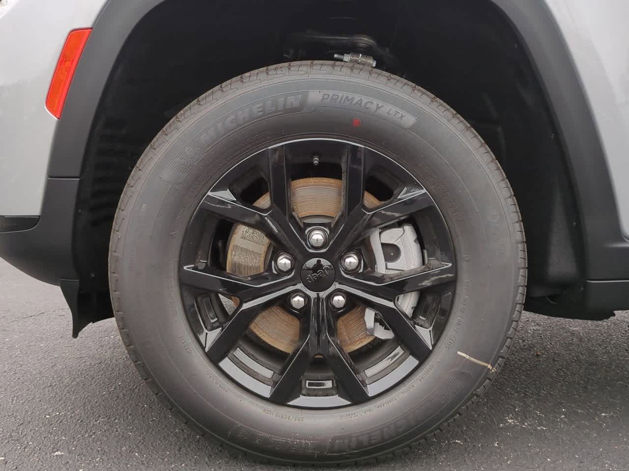 Thumbnail: 2025 Jeep Grand Cherokee L - 14