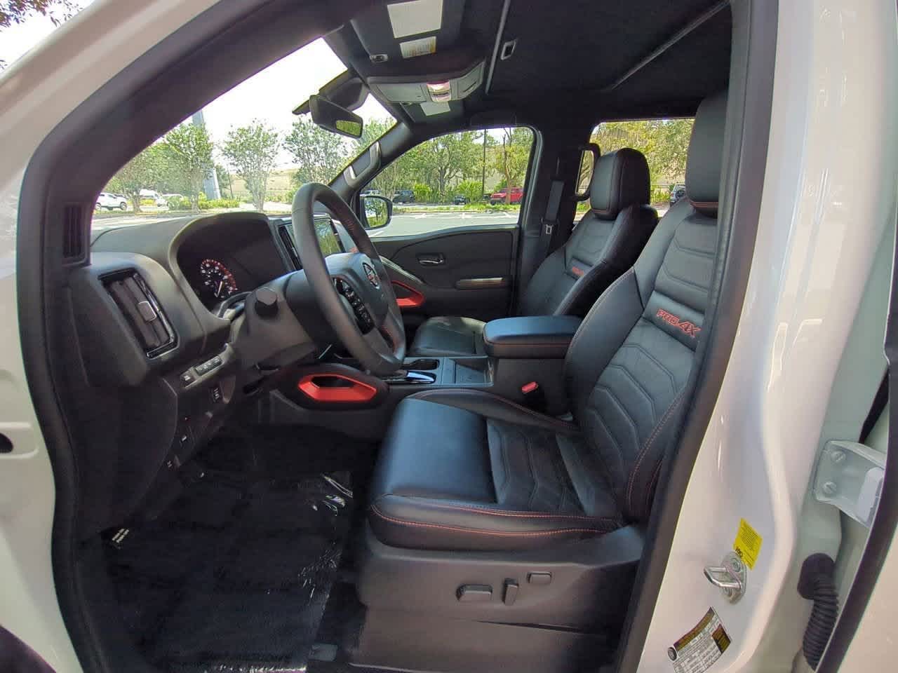 Thumbnail: 2025 Nissan Frontier - 17