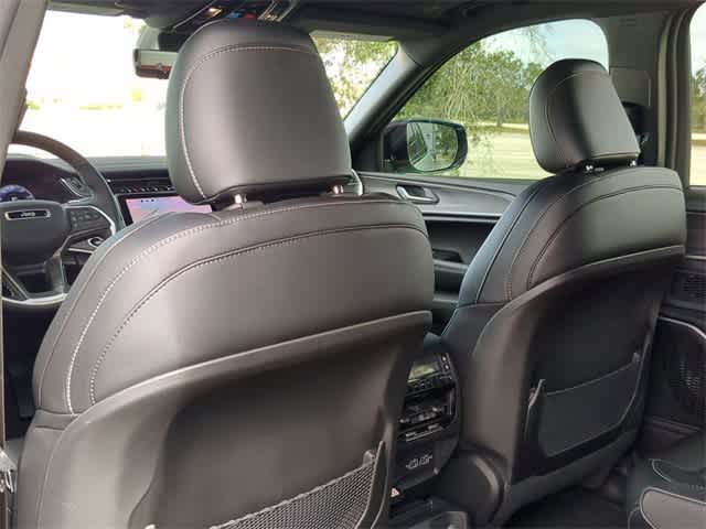 2025 Jeep Grand Cherokee L Limited Edition 19
