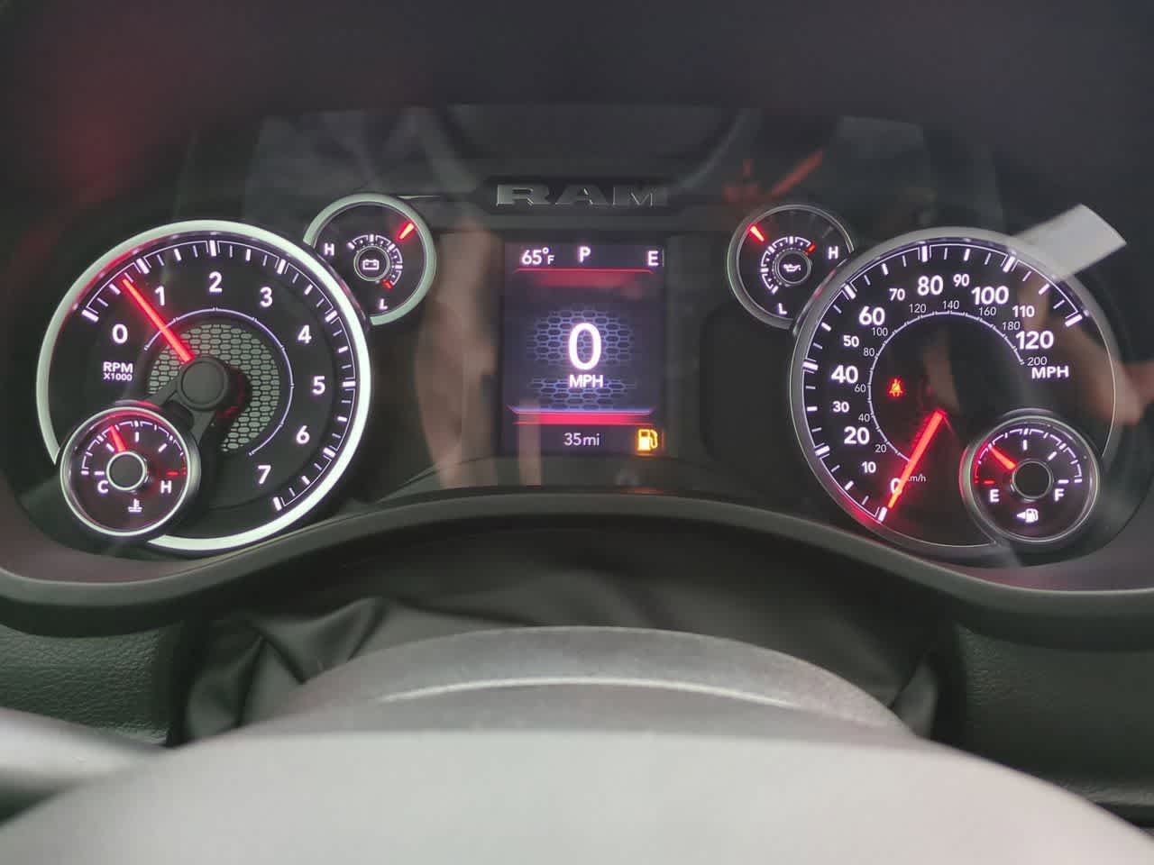 Thumbnail: 2026 RAM 1500 - 33