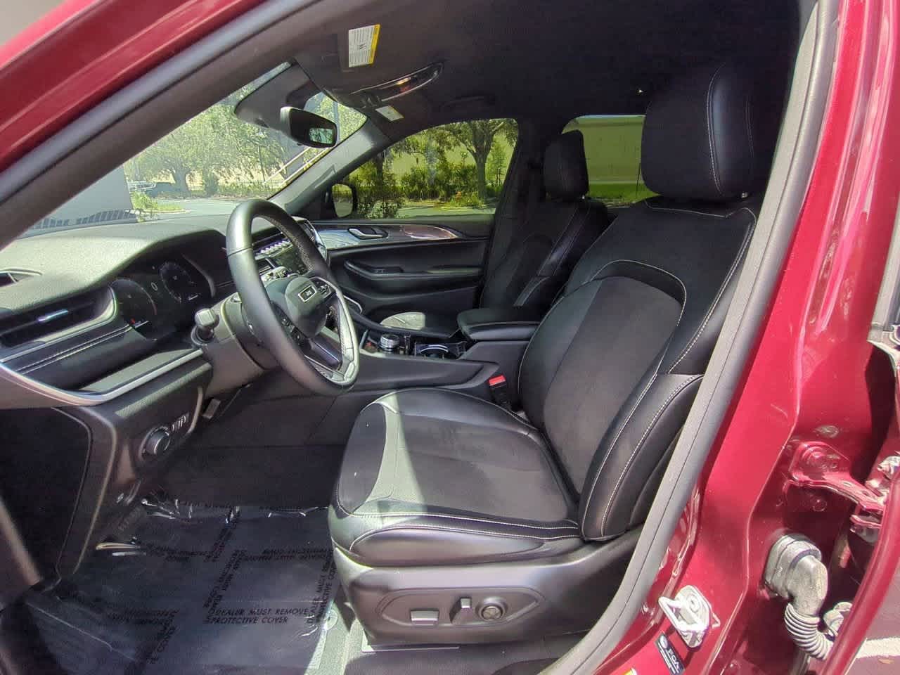 Thumbnail: 2022 Jeep Grand Cherokee L - 17