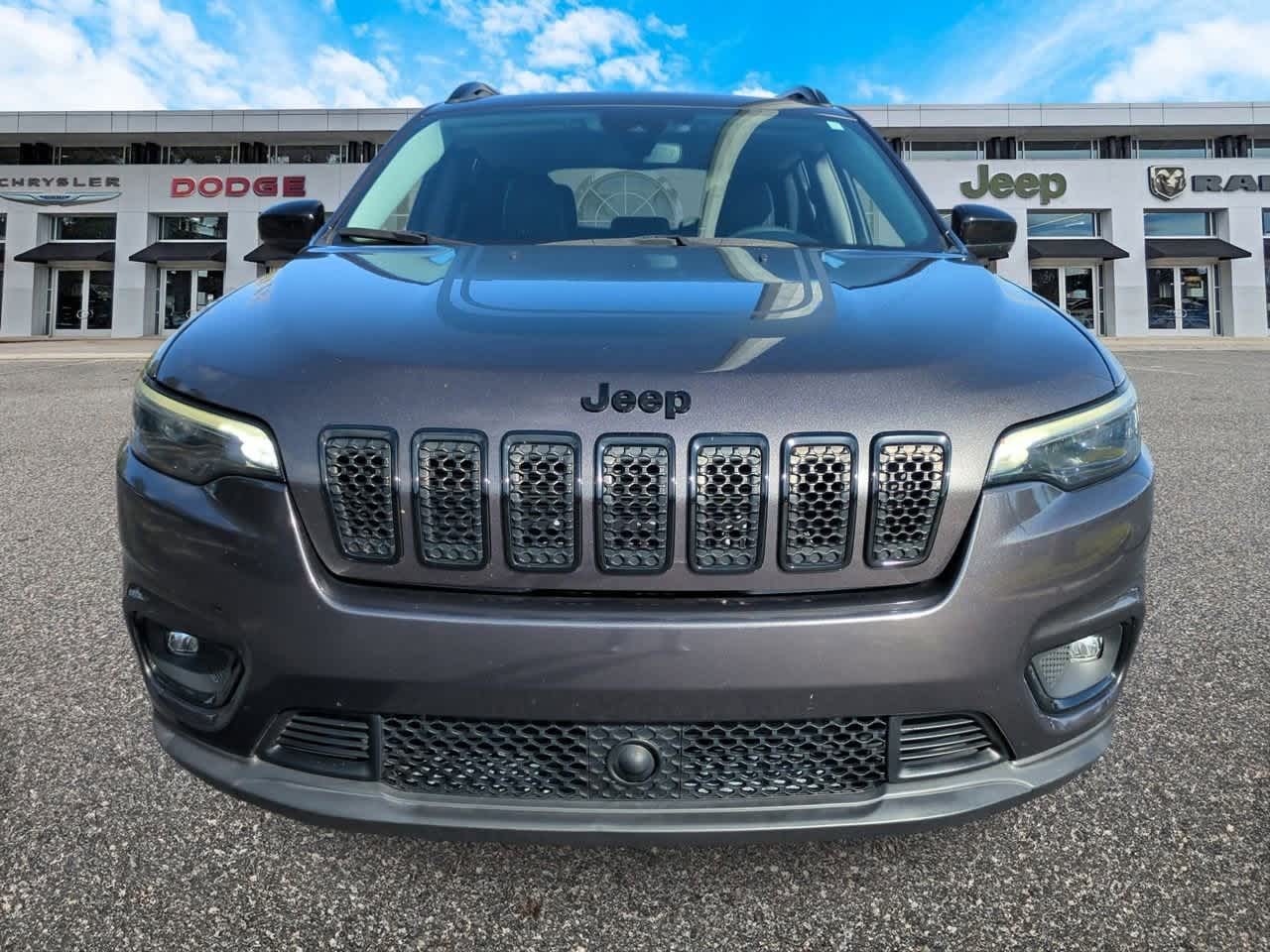 Thumbnail: 2022 Jeep Cherokee - 3