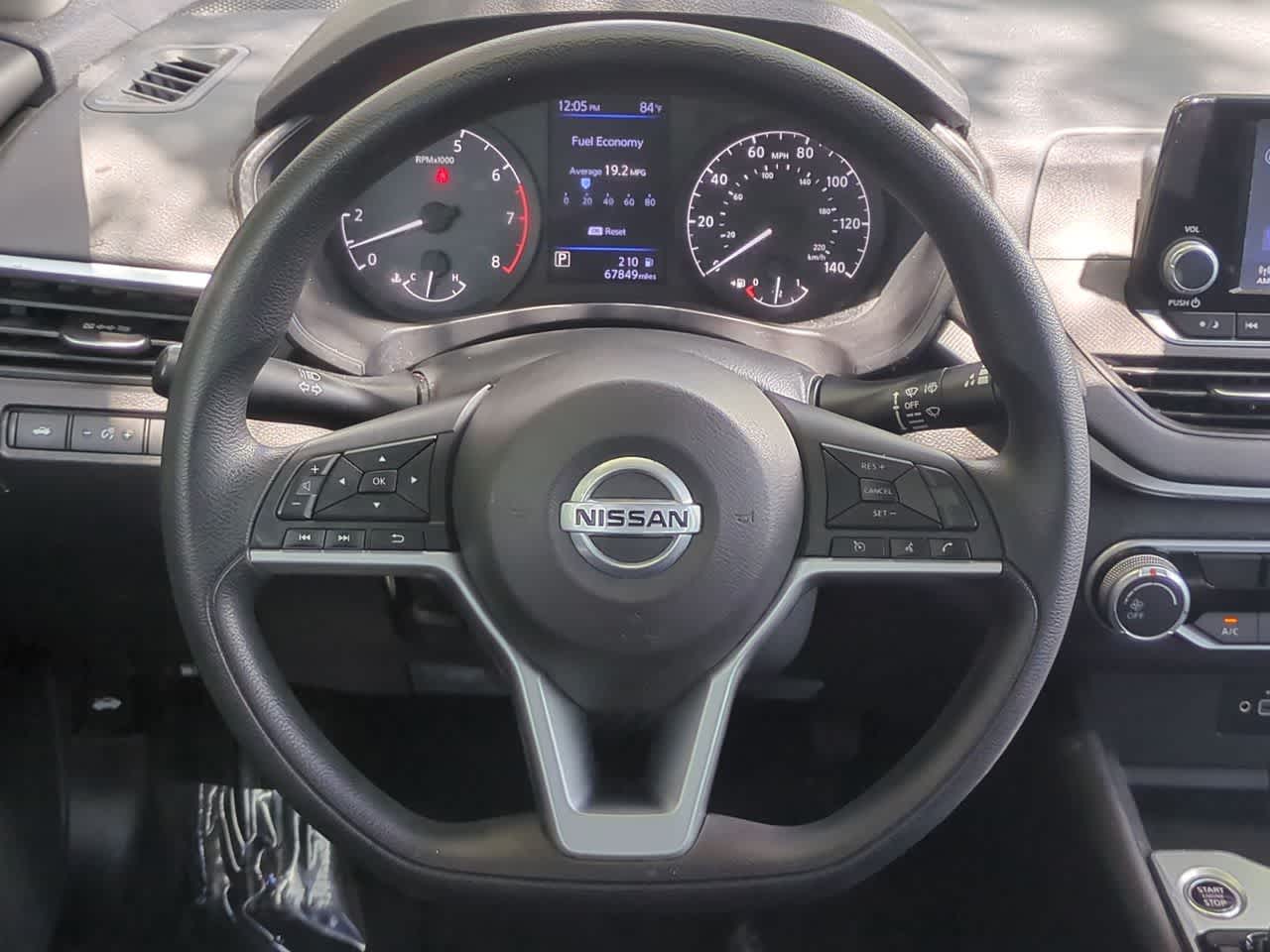 Thumbnail: 2021 Nissan Altima - 22