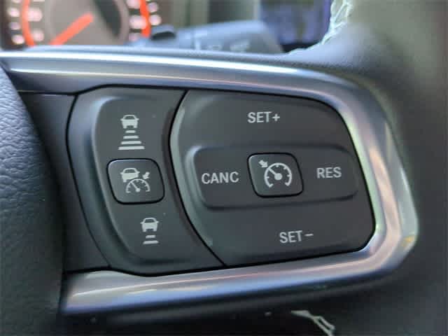 Thumbnail: 2025 Jeep Wrangler - 25
