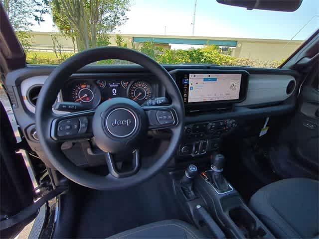 Thumbnail: 2025 Jeep Wrangler - 16