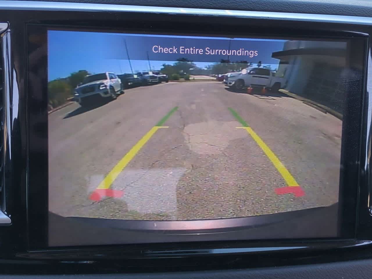 Thumbnail: 2023 Chrysler Pacifica - 28