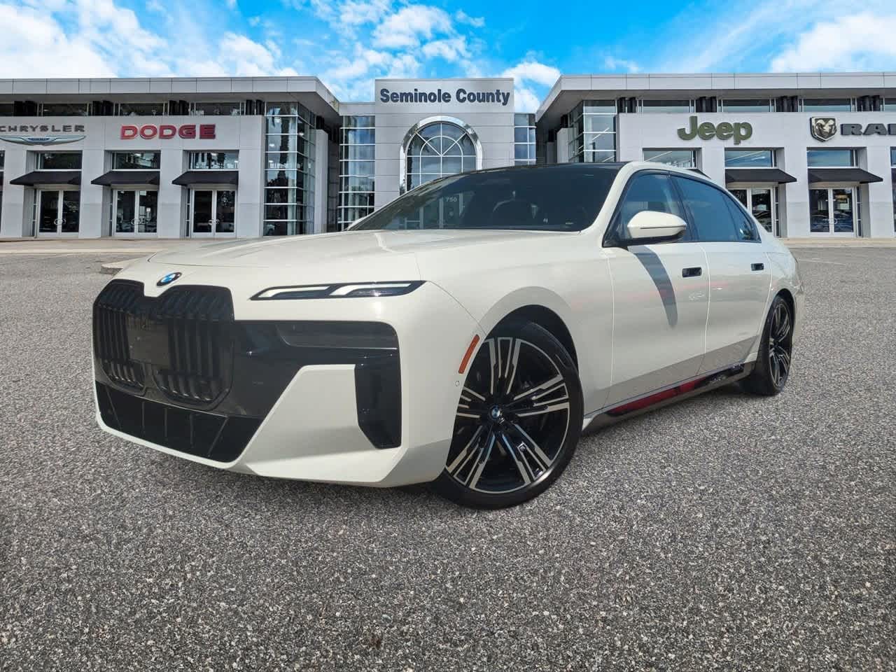 Thumbnail: 2023 BMW 7 Series - 1