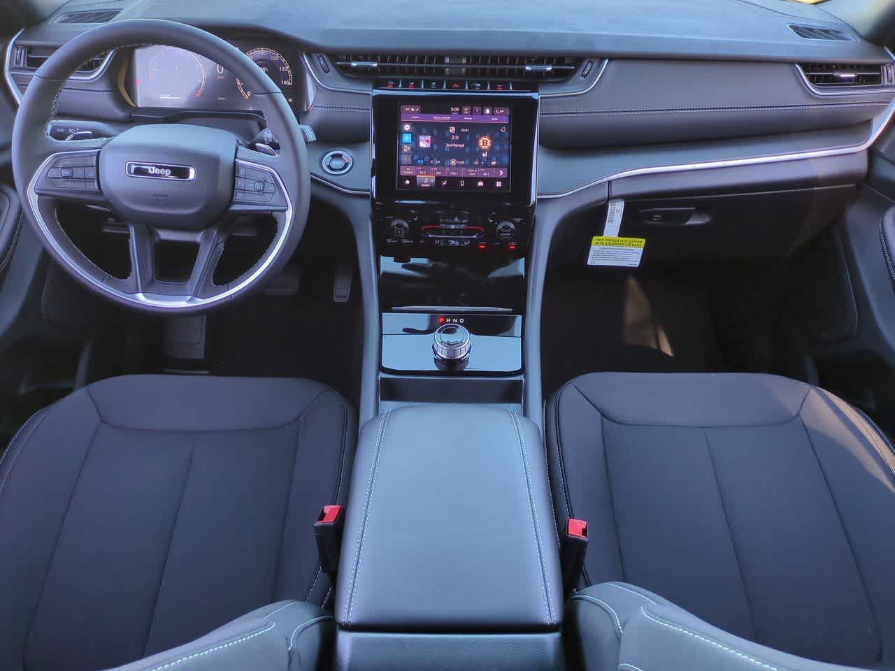 Thumbnail: 2025 Jeep Grand Cherokee - 16