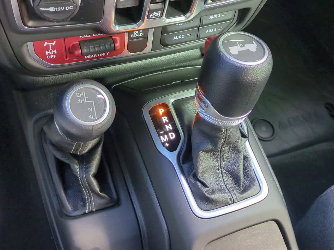 Thumbnail: 2025 Jeep Wrangler - 32