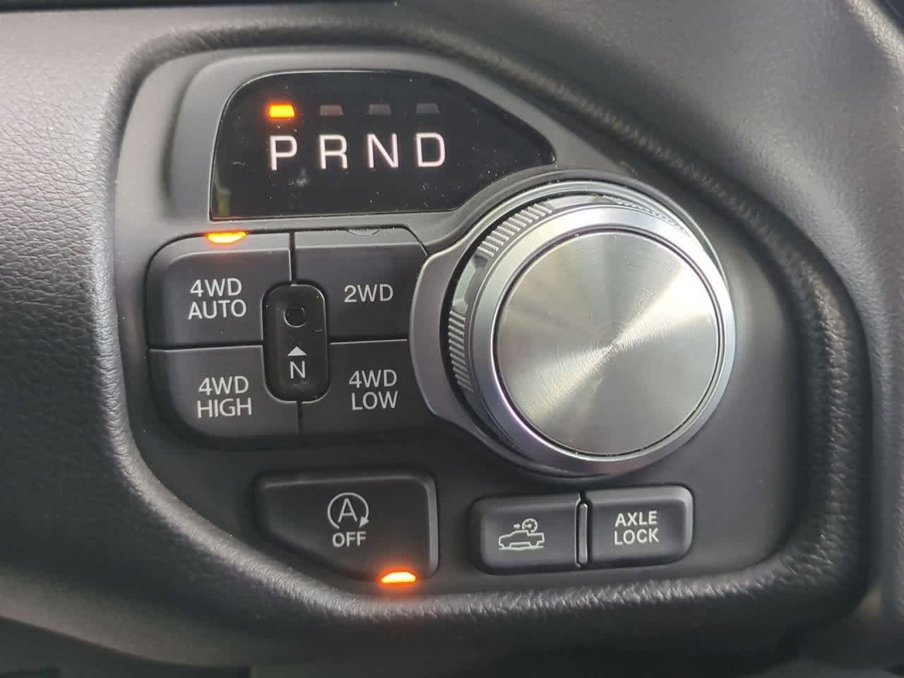 Thumbnail: 2025 RAM 1500 - 33