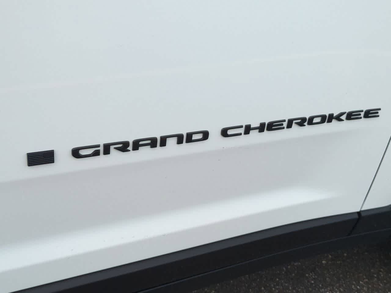 Thumbnail: 2026 Jeep Grand Cherokee - 13