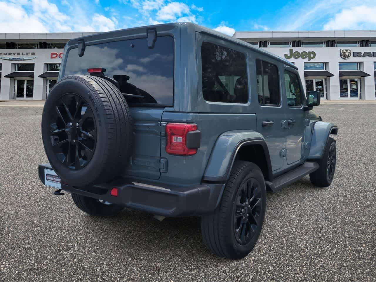 Thumbnail: 2025 Jeep Wrangler - 8