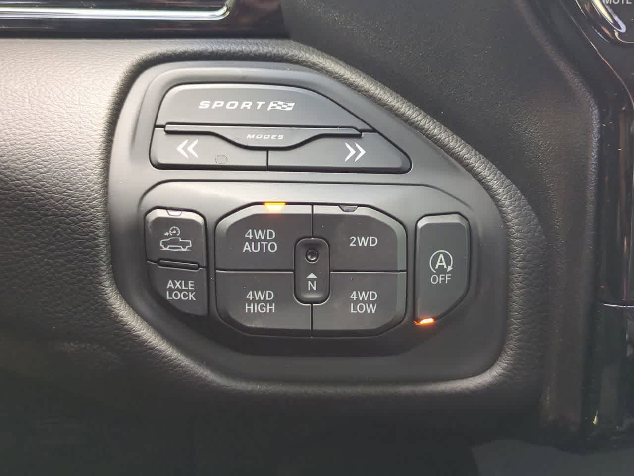 Thumbnail: 2026 RAM 1500 - 17